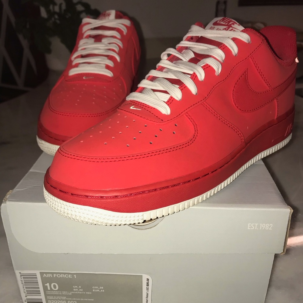 University red Nike Air Force 1